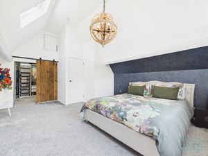Master Suite- click for photo gallery